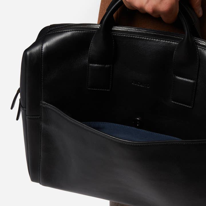 black Classic men's leather bag/Noah for wholesale on Faire4