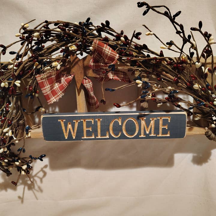 The Heritage Primitive Gift Shoppe - Wholesale Sign - Welcome Pipberry Ladder