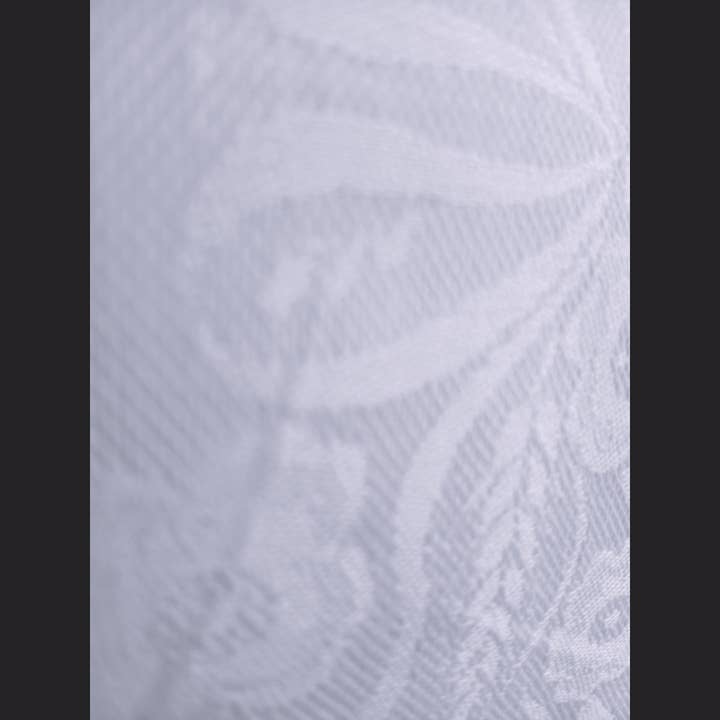 Eastern Sunrise Lace And Linens Inc. - Wholesale Tablecloth - Heritage Cotton Damask Tablecloth Framed Floral Bouquet50x702