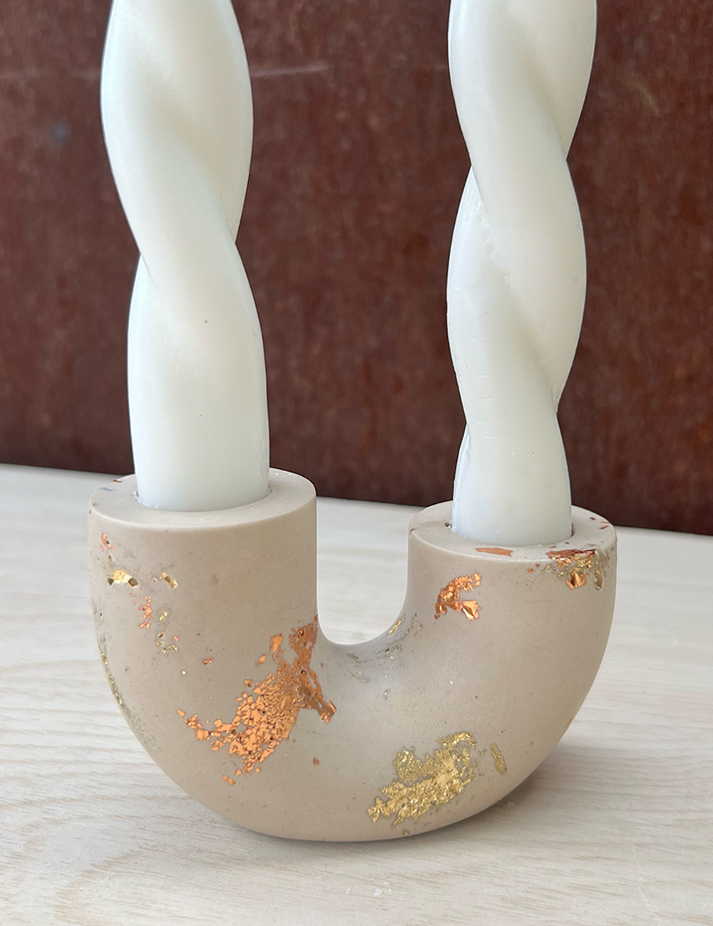 Well Hello Studio - Wholesale Candle Holder - Gold Rush U-Shape Candle Holder4