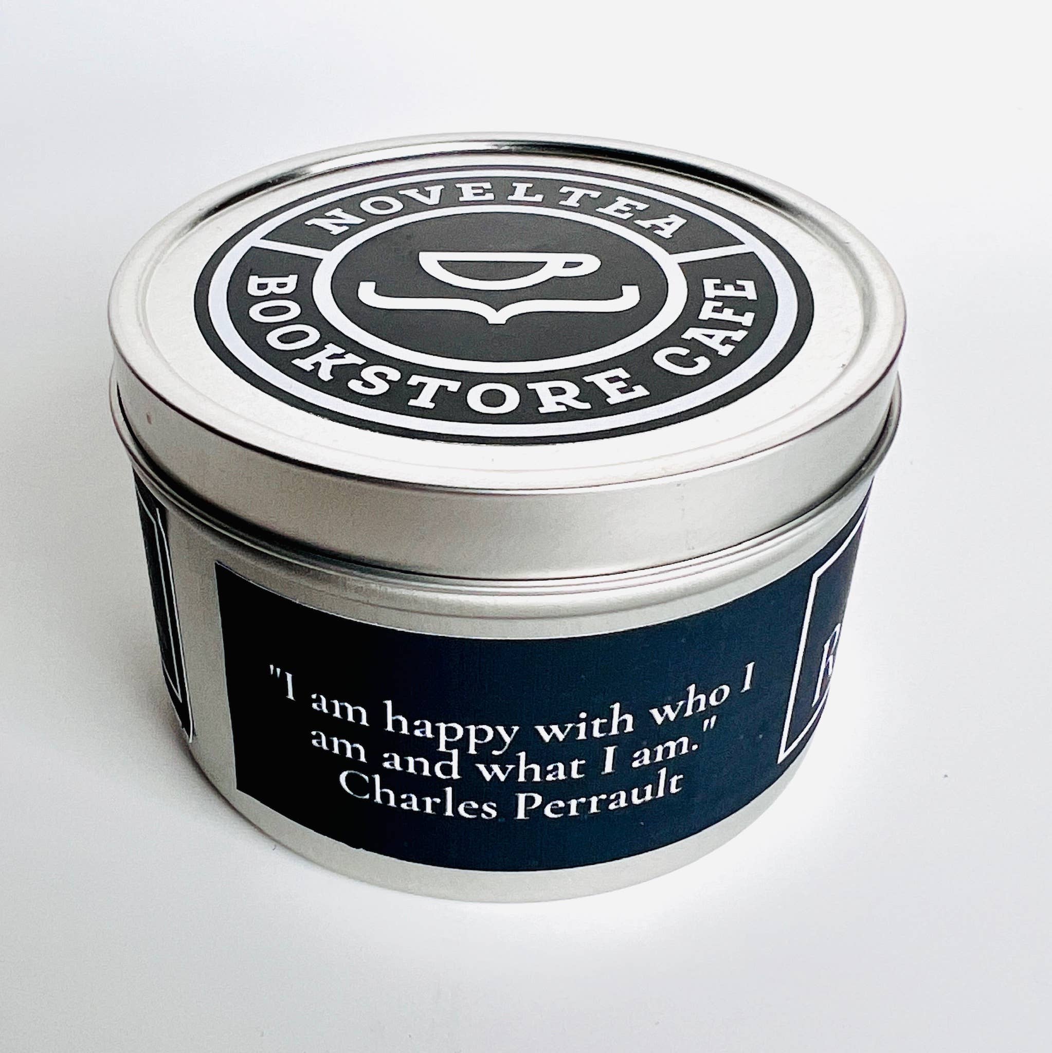 NovelTea Bookstore & Gifts - Vendita all'ingrosso Candele da viaggio - Little Red Riding Hood — Candela Apple Spice Black Label13