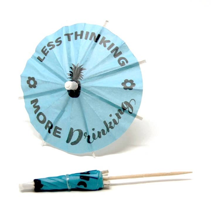 Parapluie à cocktail « Less Thinking More pour la vente par The Tiny Umbrella
