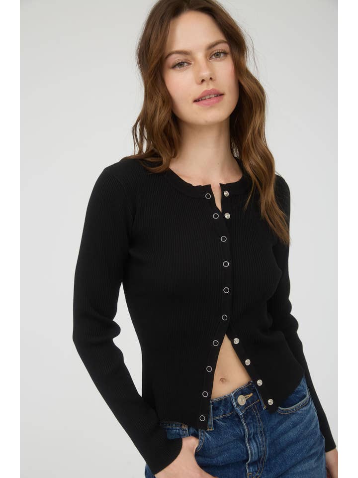 The Workshop Studio - Vente Cardigan – femme - GILET EN MAILLE À COL ROND AVEC BOUTONS-PRESSION6