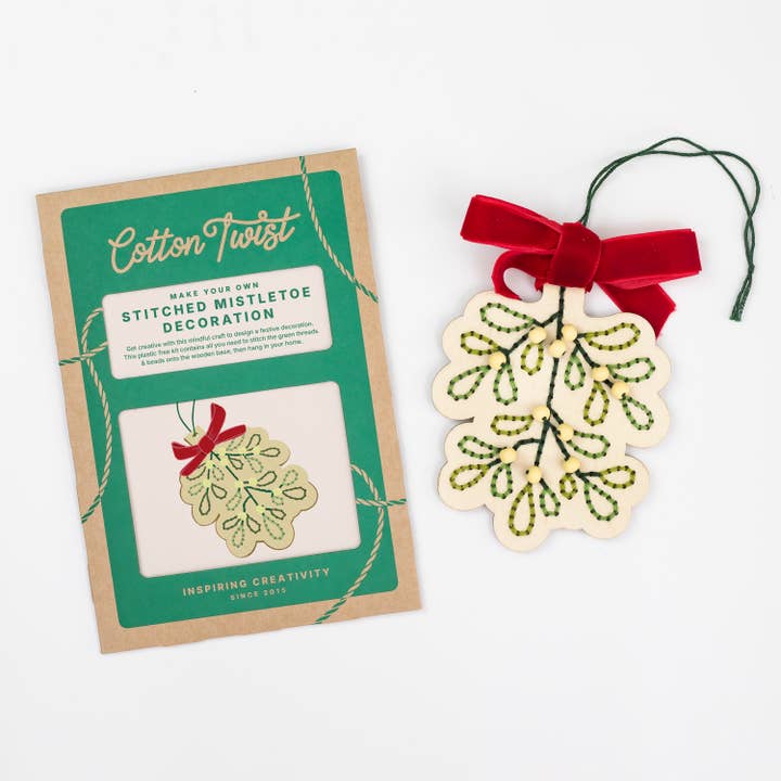 Cotton Twist (USA DUTIES PAID) - Wholesale DIY craft kit – Child - Make Your Own Stitched Mistletoe Decoration6