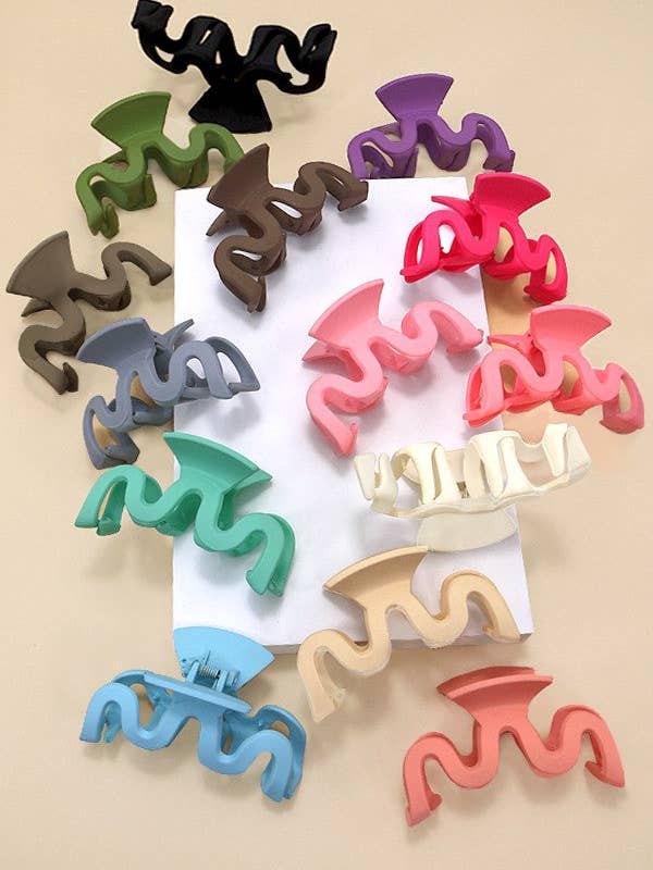 MATTE WAVY MATT HAIR CLAW CLIPS | 40H354 for wholesale by JOSSLYN by wall to wall