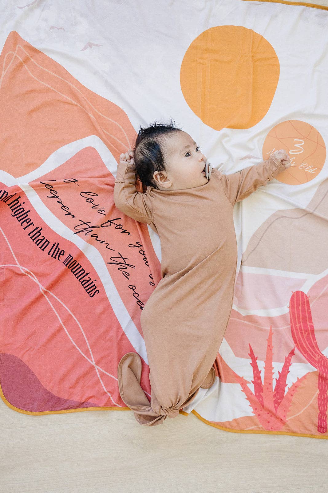 Earth Baby Outfitters – Conjunto de roupa - Bebé por atacado – Conjunto de Presente para Recém-Nascido Bamboo Welcome Home7