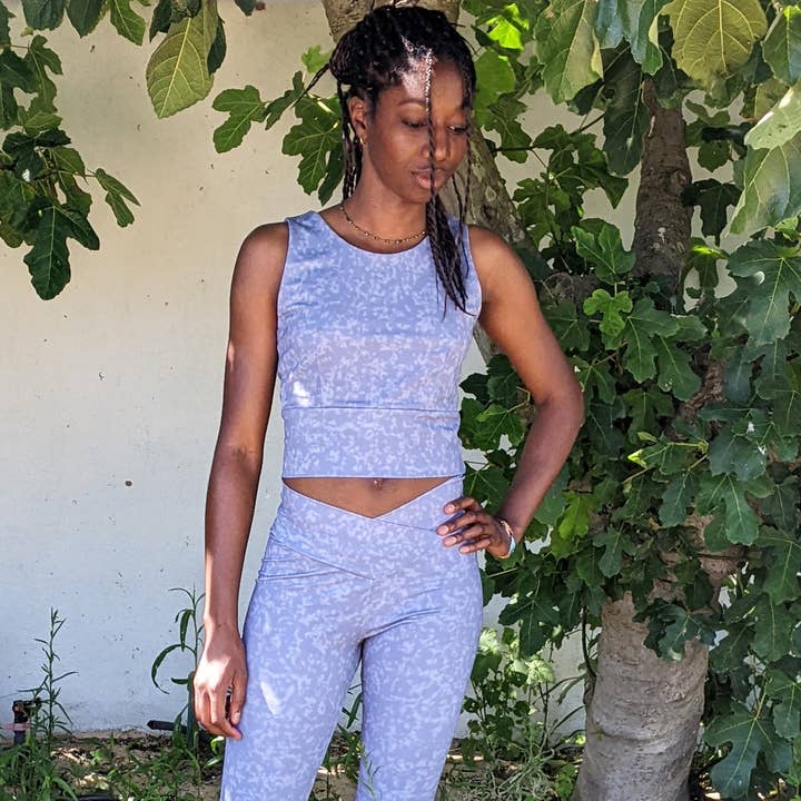 Super Bison - Wholesale Athletic/Lounge Leggings - Women's - Ying & Yang Bra and Legging Pattern from 32 to 525