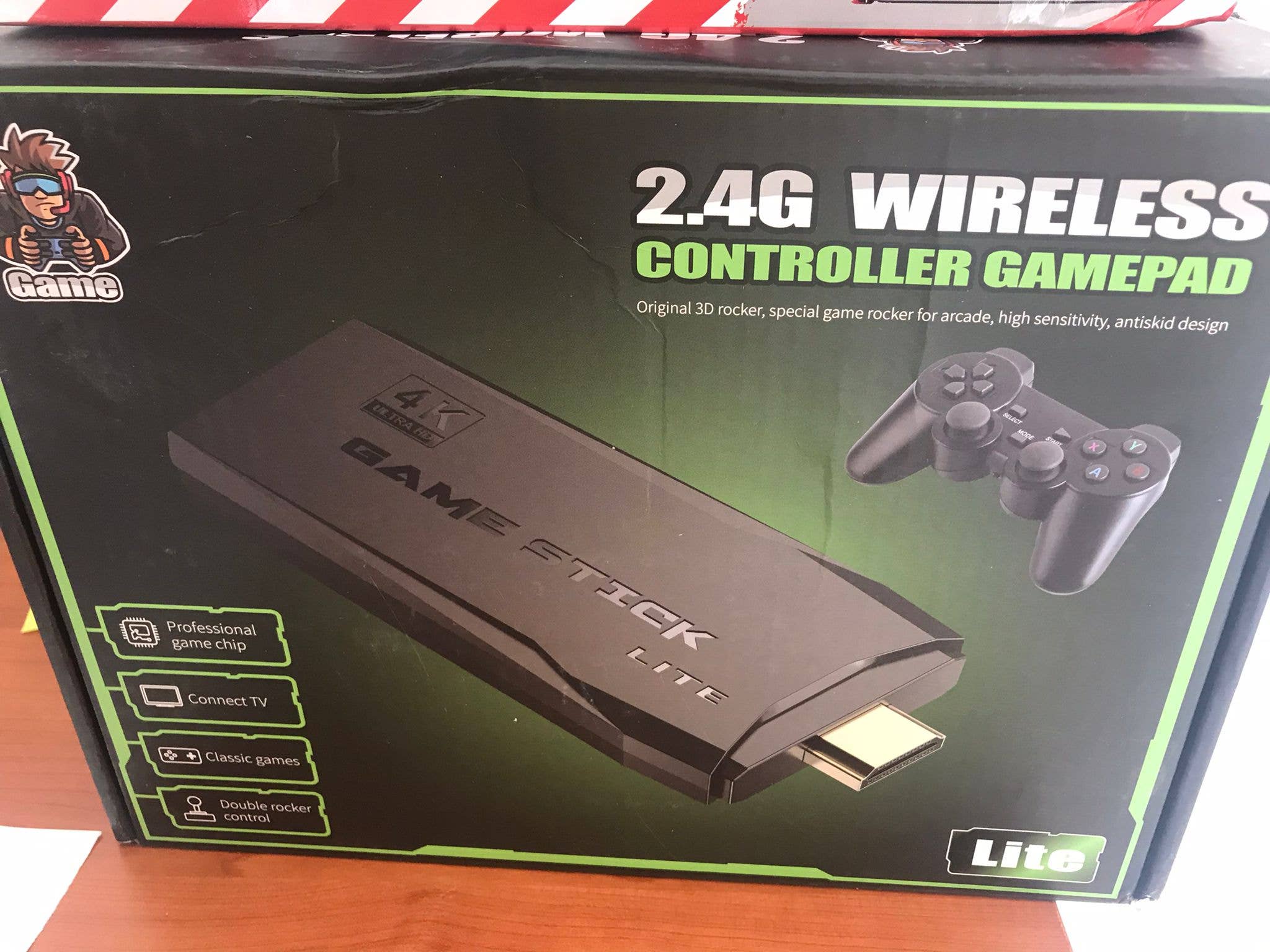 Nice Stuff Sales – wholesale Electronic toy – Child & baby – Console with 20.000 retro games and 2 wireless controls8