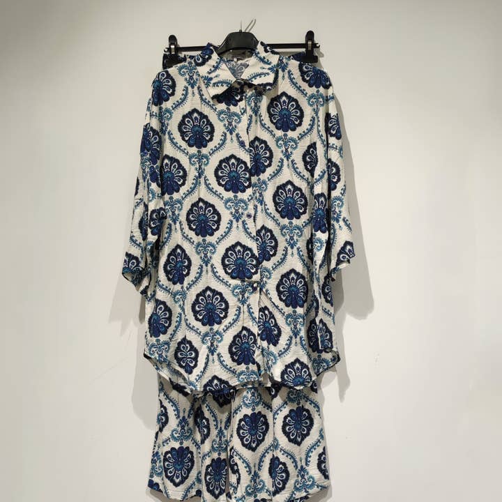 Set B506 and other Purchase Wholesale two piece short set. Free Returns & Net 60 Terms on Faire trending on Faire.