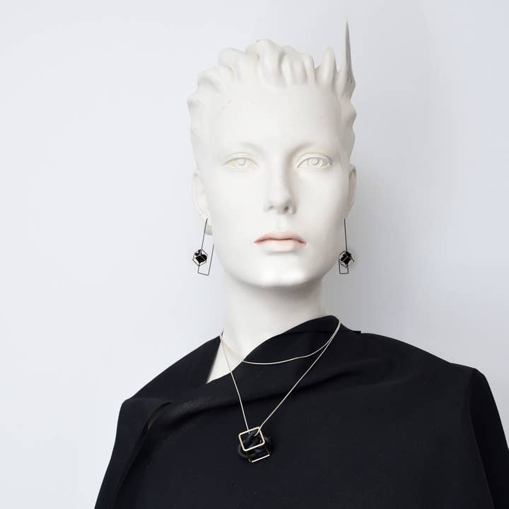 Pursuits - Wholesale Hoop Earrings - Veer Hoop Earrings