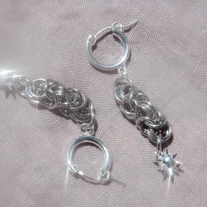 Knightvale øreringe for engroshandel hos Nyxturna