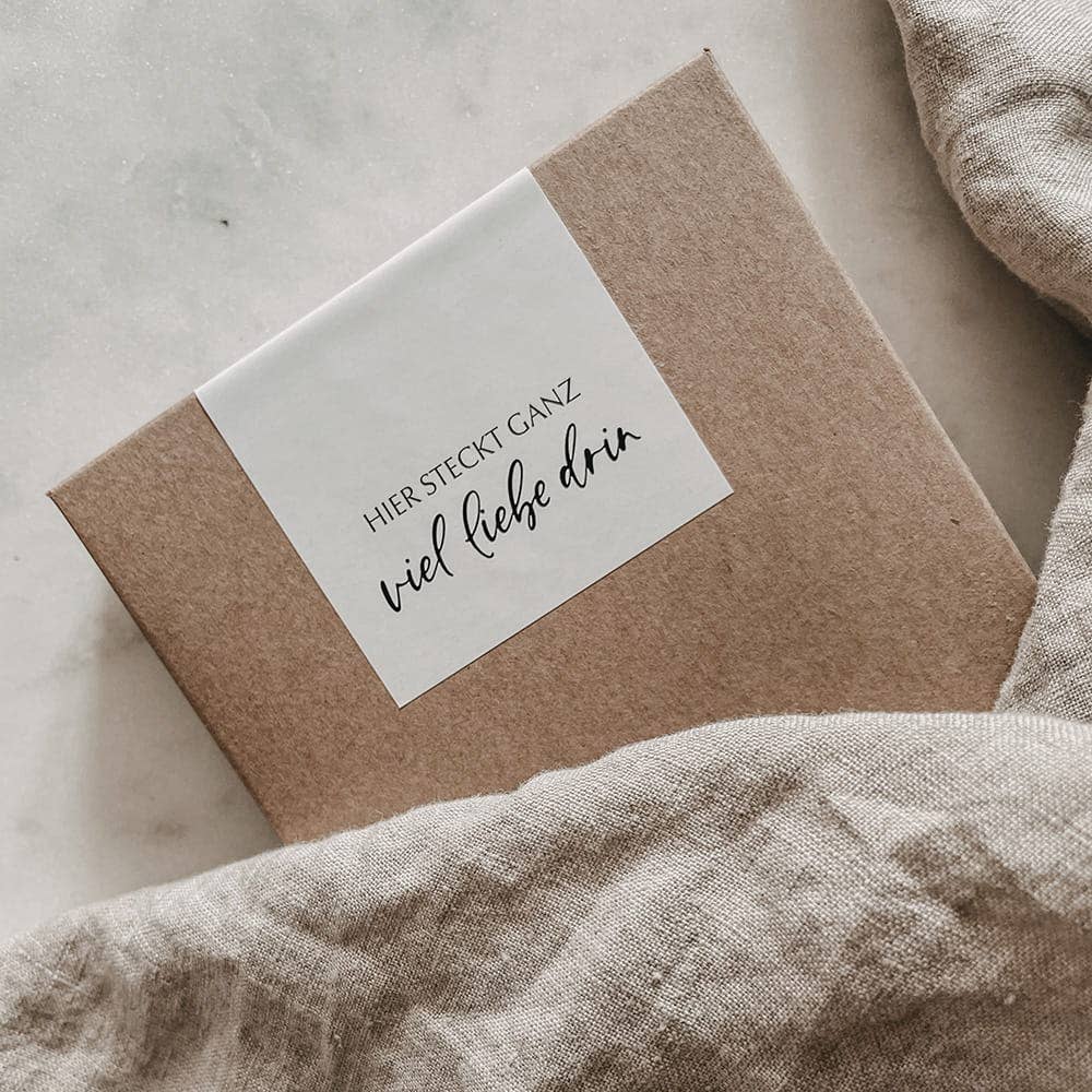 NORDEULE - Wholesale Gift Tag Label - Seal label Here is a lot of love inside White | 6x8cm A7 A60