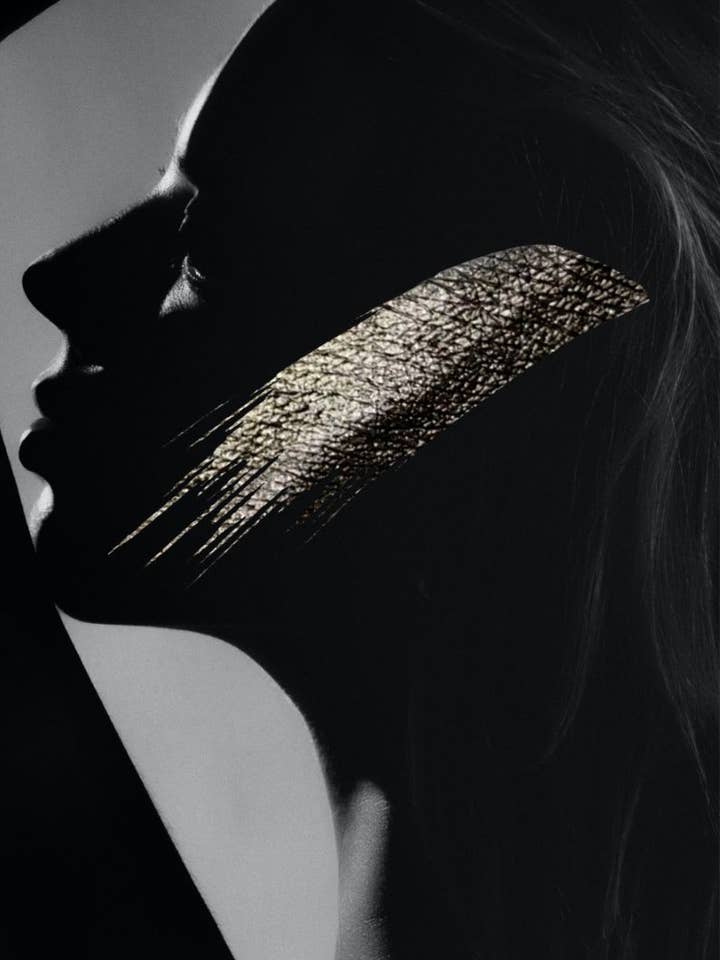 Saba | Gråguld Vand-aktiveret Makeup for engroshandel hos Sweet SXM Beauty