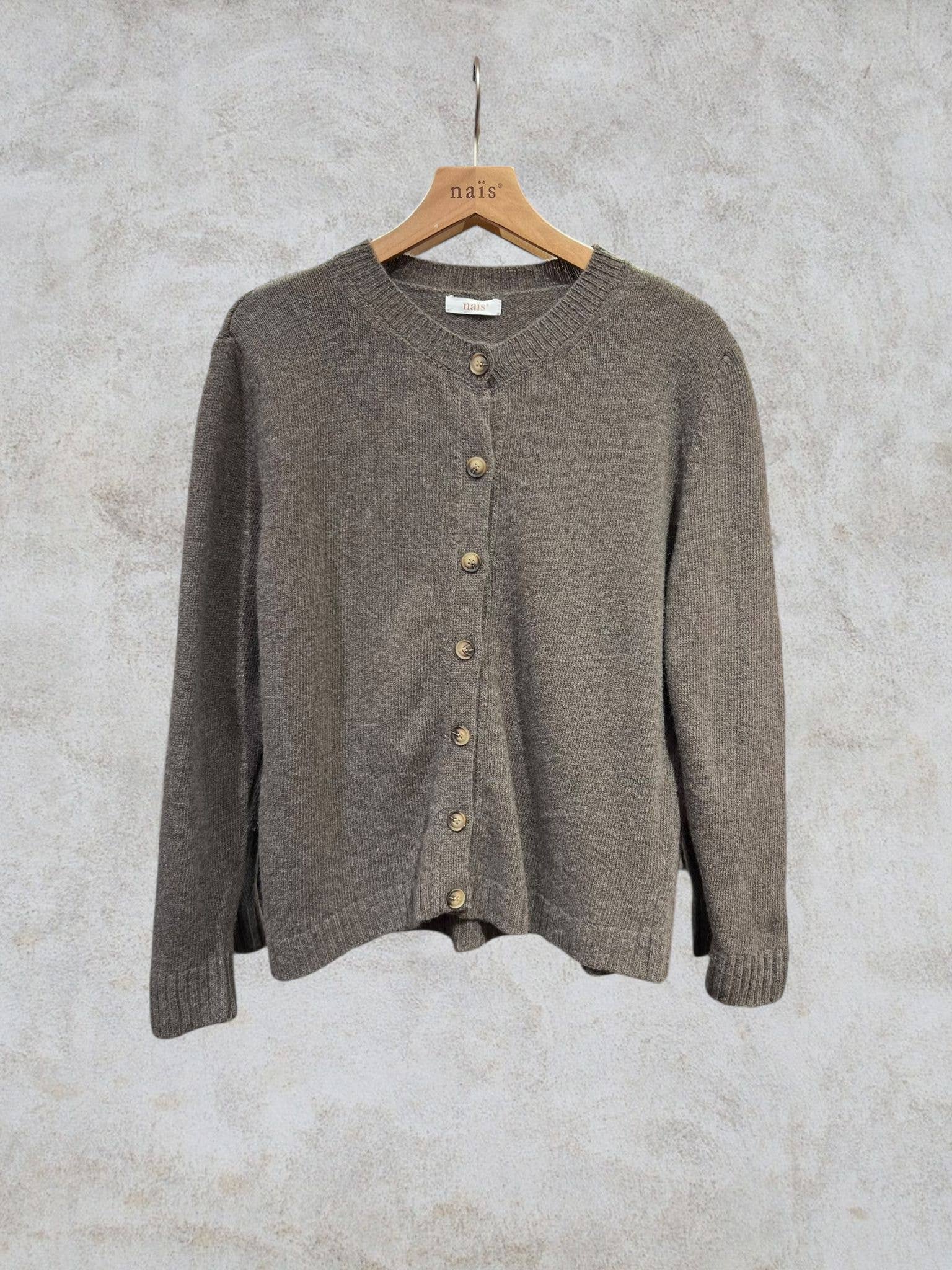 NAÏS PARIS - Wholesale Cardigan - Women's - Crew neck cardigan 100% extra fine merino wool1