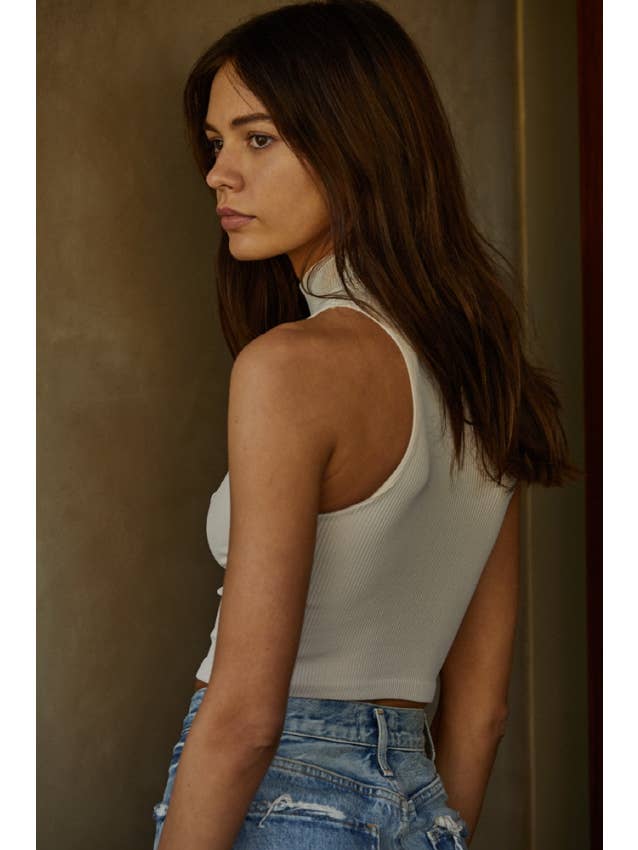 By Together - Vente Haut en maille – femme - S1068 | Haut court sans manches à col montant en tricot côtelé5