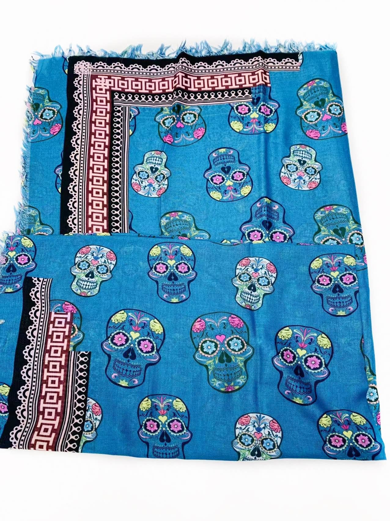 JC Sunny Fashion - Wholesale Scarf - Women's - 02106601 Oversize Blue Sugar Skull Shawl/Scarf2