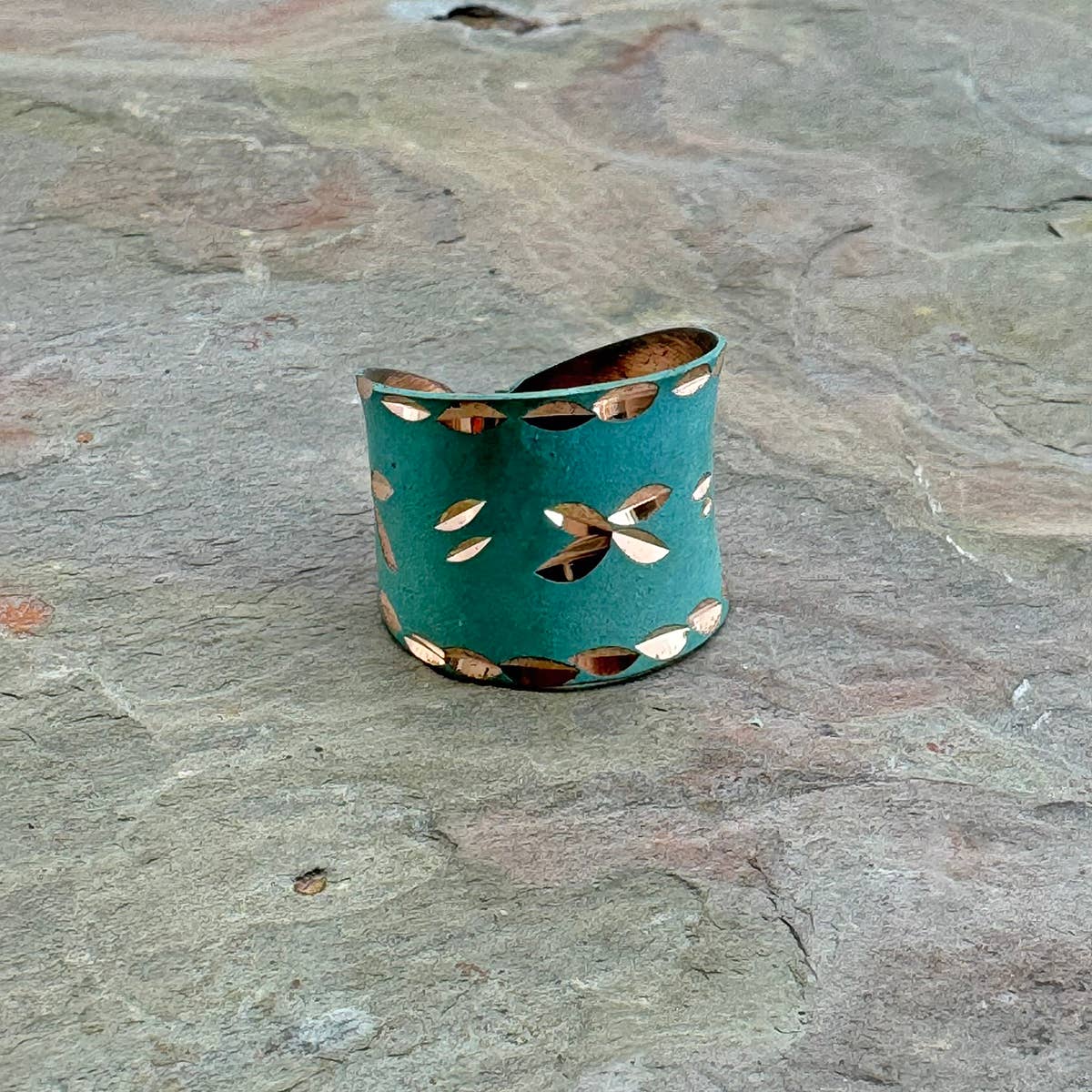 Anju Jewelry - Vendita all'ingrosso Anello midi/a fascia - Anello Acque Fiorenti Patina2