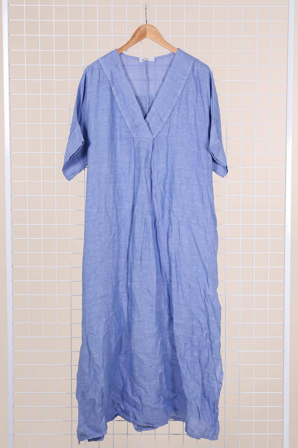 la maison des fibres naturelles - Wholesale Dress - Women's - Long dress v-neck 62733 100% linen29