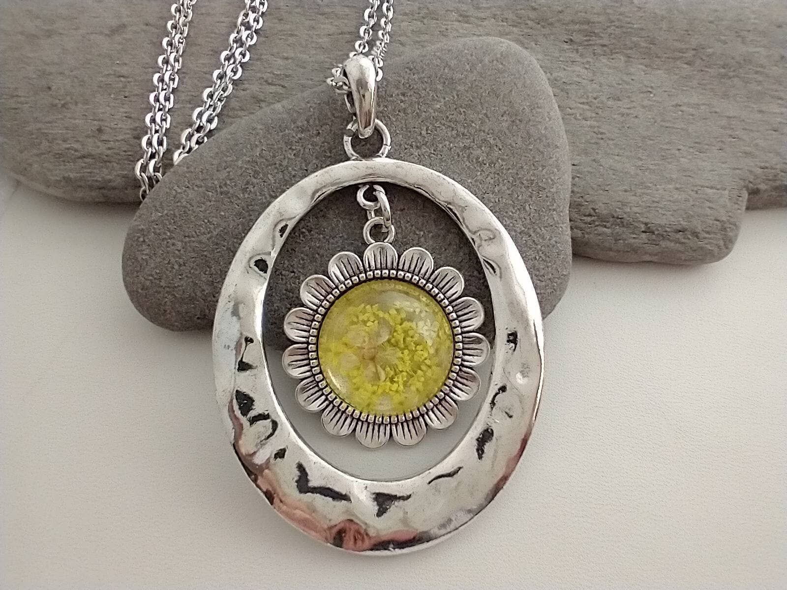 Piccadilly Pendants - Wholesale Pendant/Charm Necklace - Pressed Flower Statement Necklace, 6 Colors1