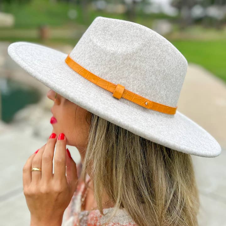 Oatmeal Felt Fedora Hat With Faux Leather Trim for wholesale on Faire