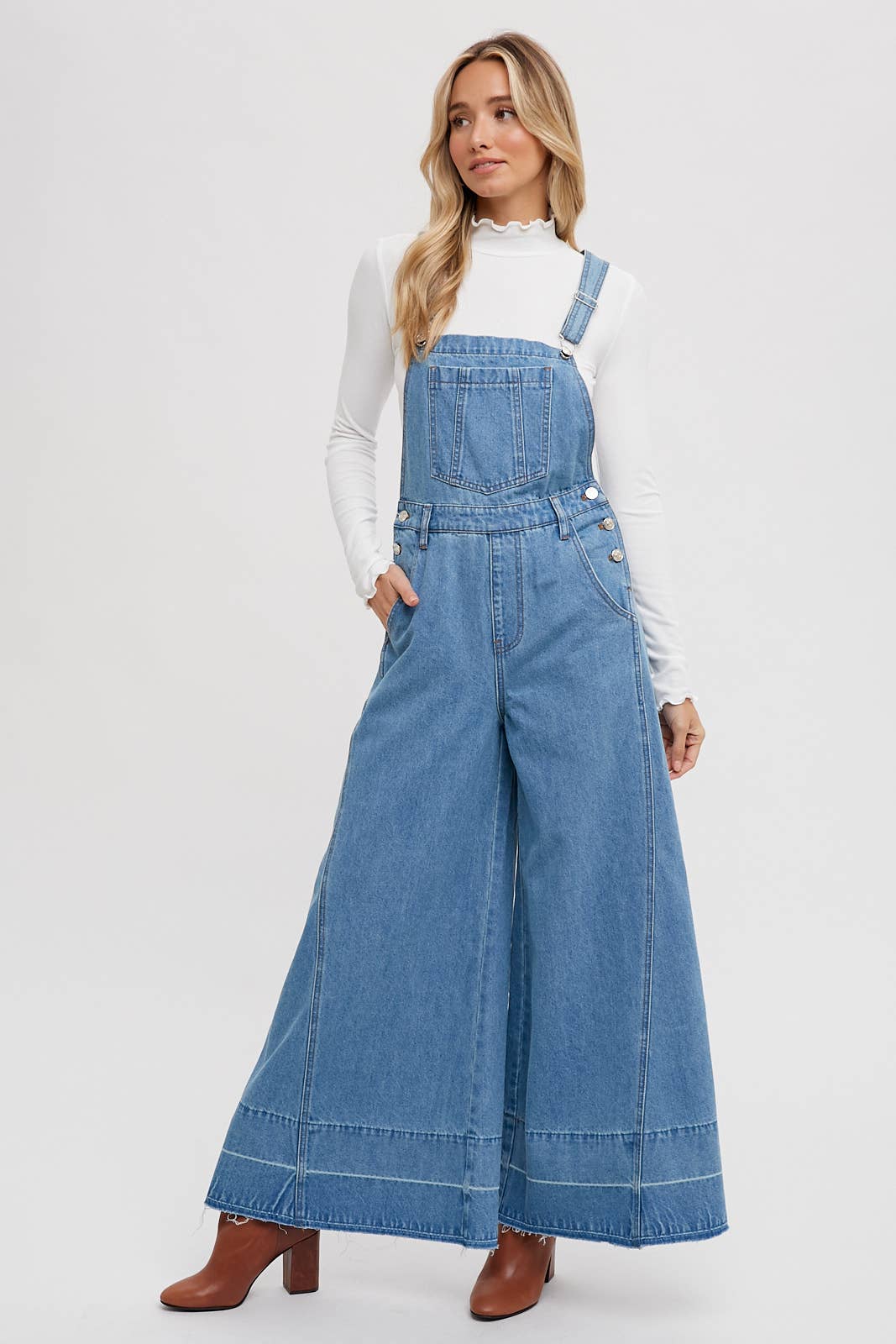 Bluivy – Engroshandel Overalls - Dame – DENIM OVERALLS MED BREDE BEN6