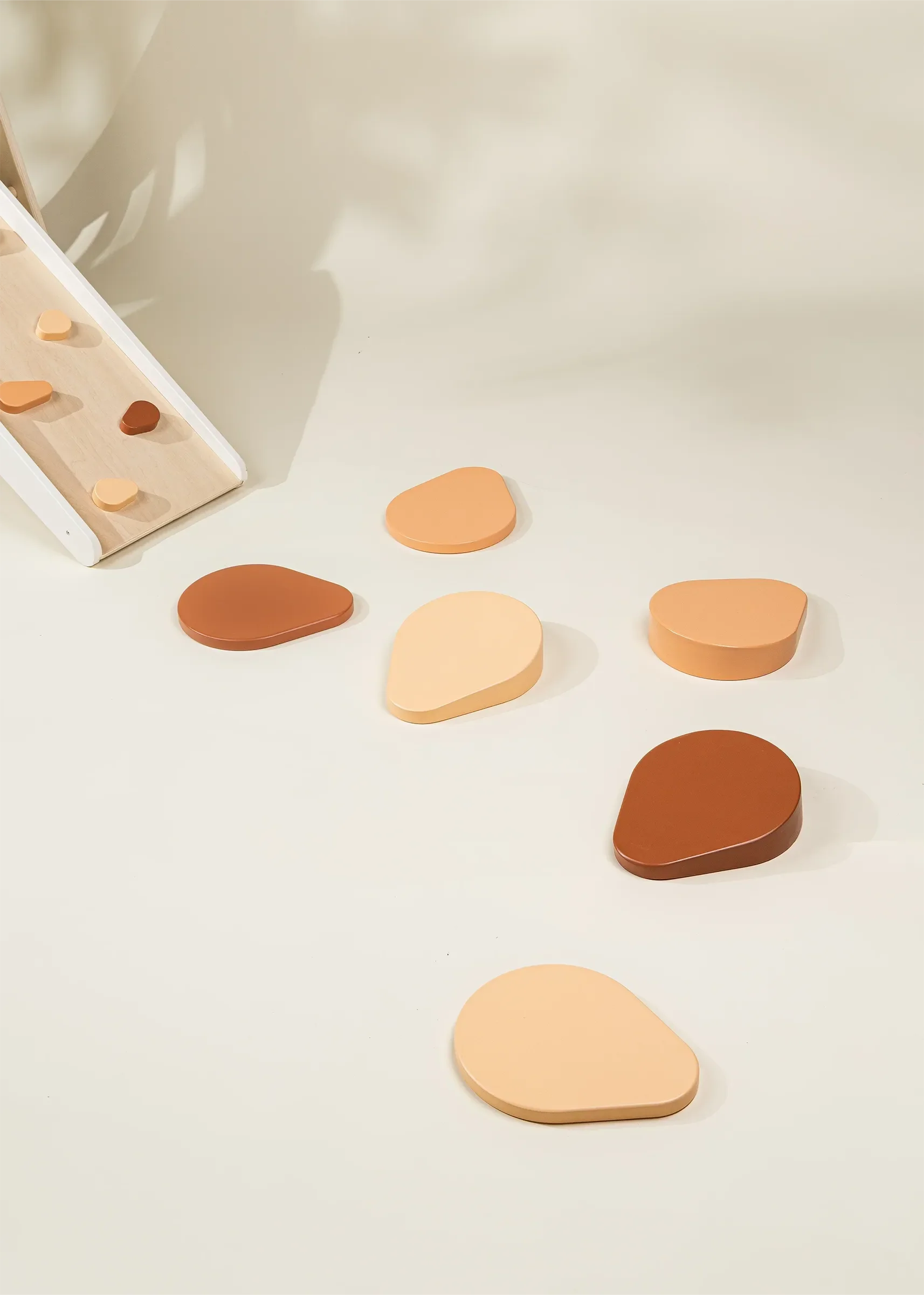 Coco Village – wholesale Träleksak - Barn – Set med 6 träbalansstegstenar3