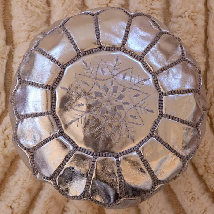 Néda - Wholesale Pouf - Silver Moroccan Ottoman Pouf in Vegan Leather