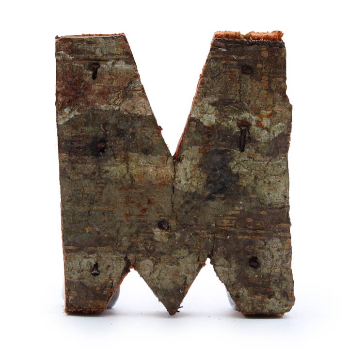 Lettre en écorce rustique - "M" - 7 cm pour la vente par Ancient Wisdom