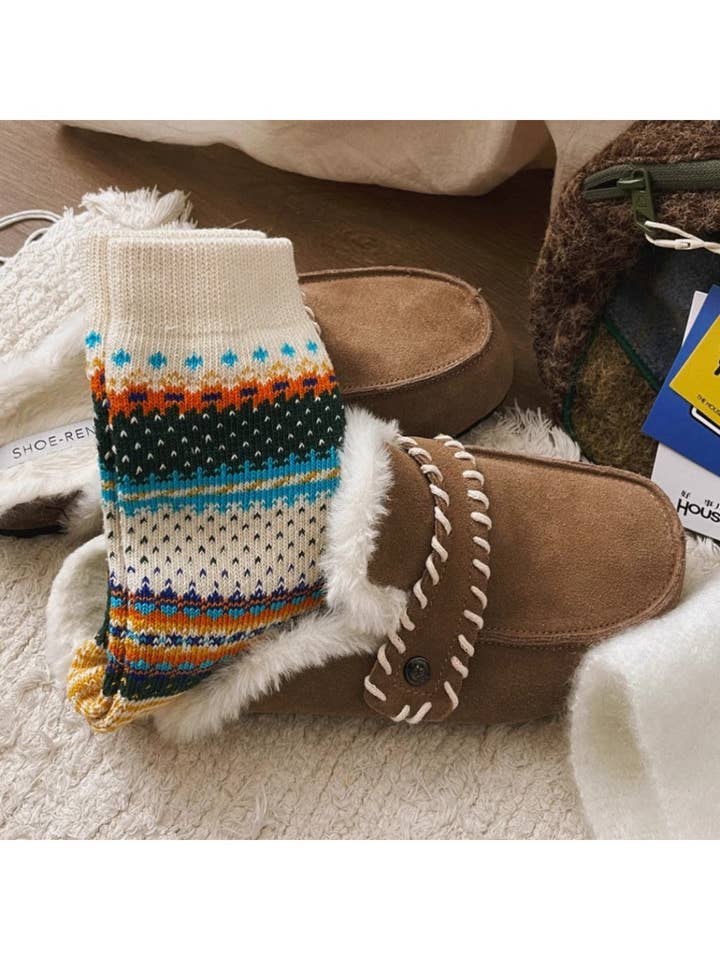 Funkyrel® Atzbranding Limited - Wholesale Socks - Women's - Rufia - Retro Checkered Knit Crew Socks for Winter4