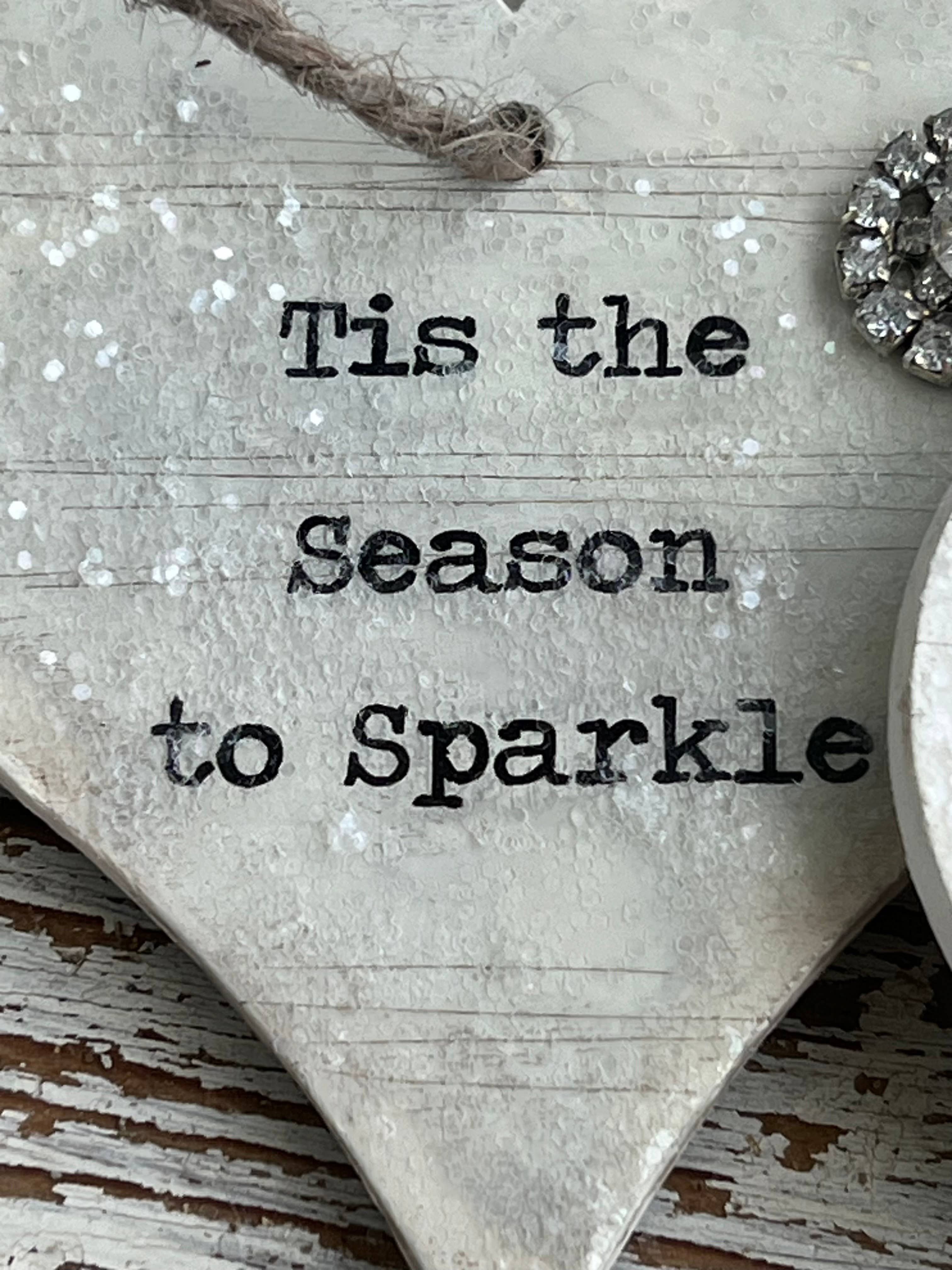 UnfiniSHEd - Vente Objets de décoration - Décoration de Noël en forme de cœur en bois Tis the Season2