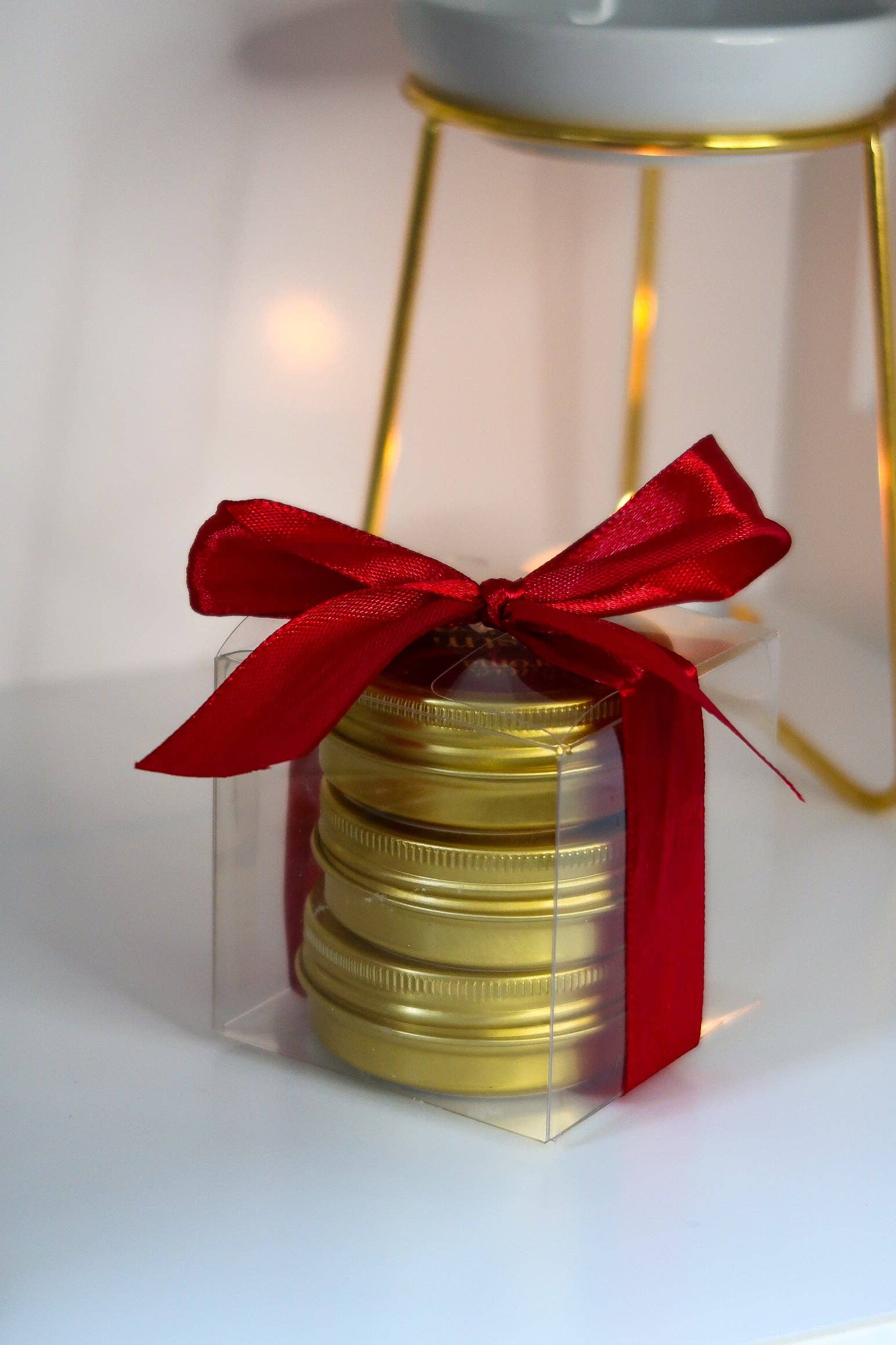 Timeless Aromas Ltd - Vente Bougies de voyage - Bougie de Luxe Épices de Noël en Boîte Dorée | Timeless Aromas3