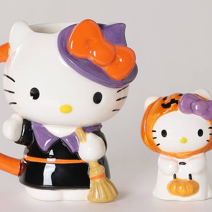 Hello Kitty Halloween Figural Tassen- und Ornament-Geschenkset für den Großhandel von Blue Sky Clayworks