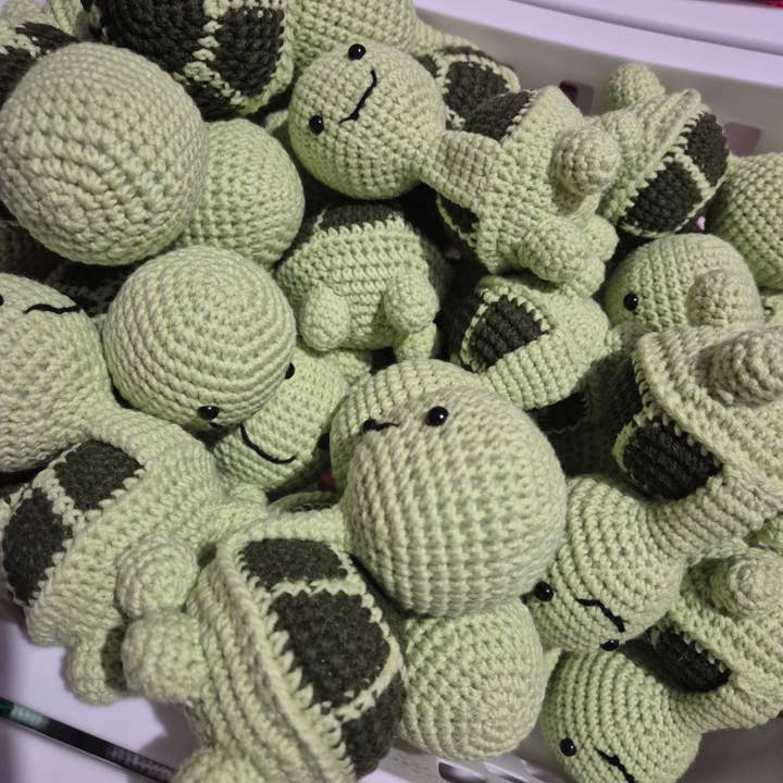 Handgemaakte Gehaakte Schildpad Knuffel voor wholesale door despinacrafting