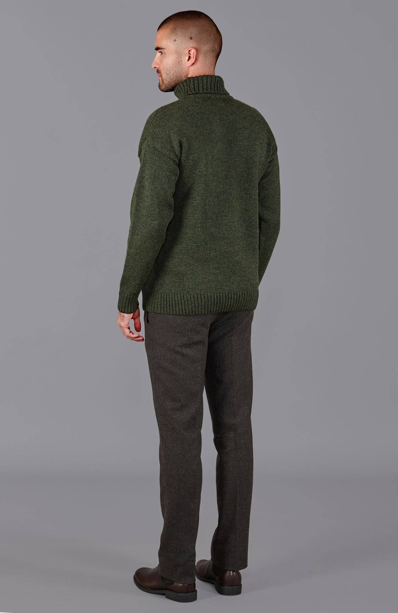 Paul James Knitwear - Vendita all'ingrosso Maglione tricot - Uomo - The Modern Submariner - Maglione in lana merino con collo alto22