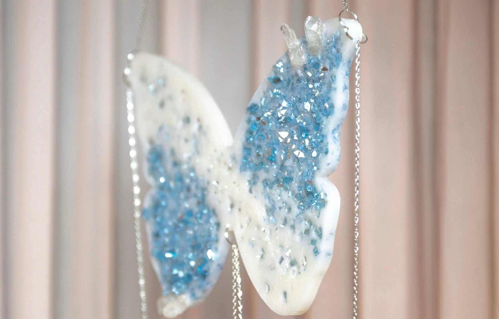 Grey Stone boutique – wholesale Suncatcher – Handmade Butterfly Crystal Suncatcher: Quartz Rainbow Maker3
