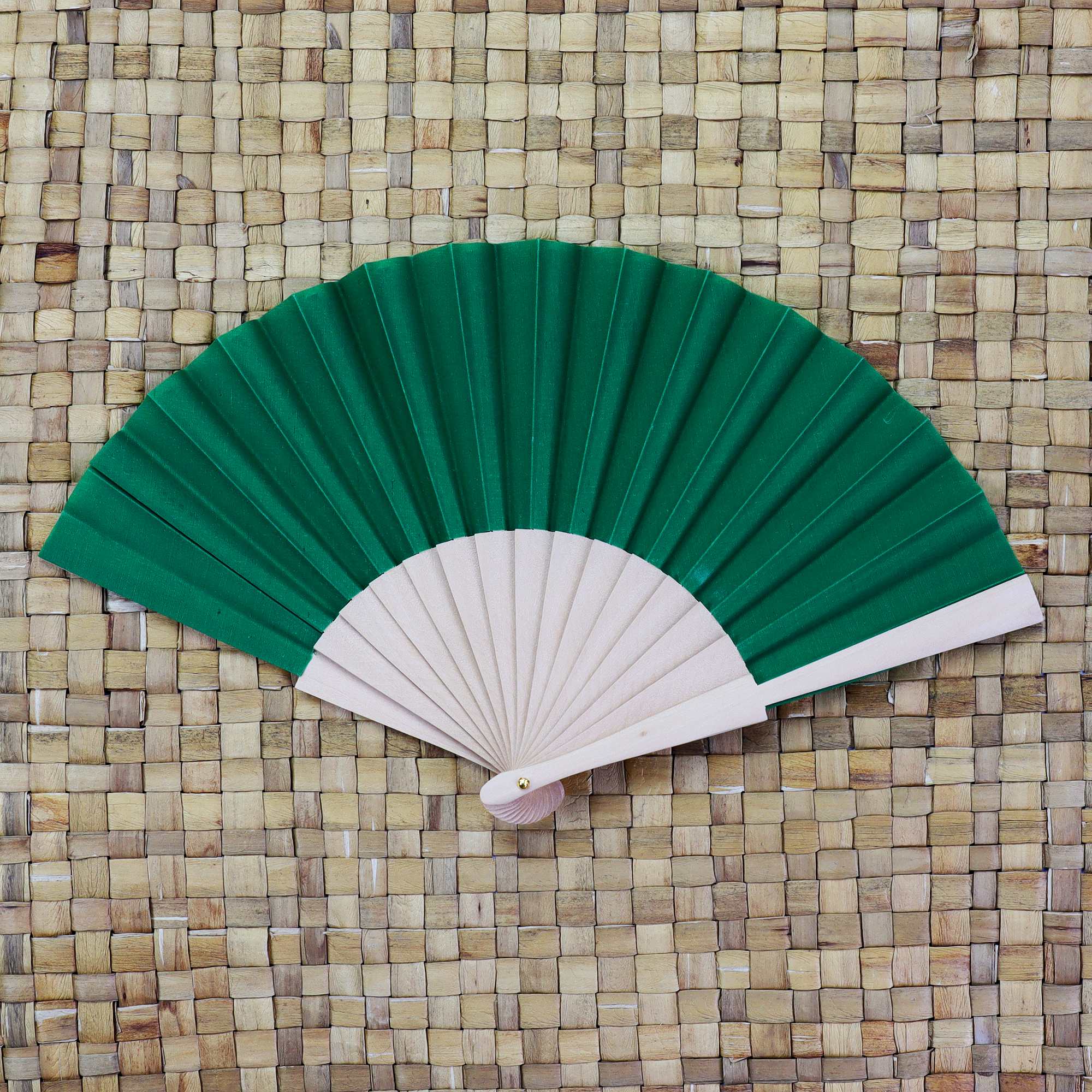 Tribal Trade GmbH - Wholesale Handheld Folding Fan - Wedel fans foldable fans hand fans green2