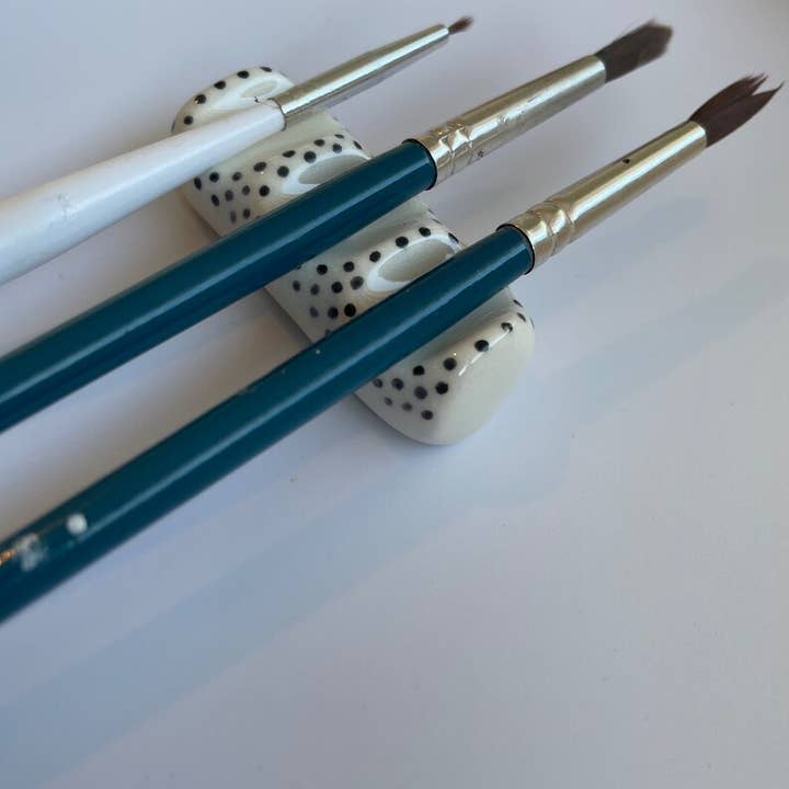 Muddy Ceramic Limited – Engroshandel Maling/vokspensel – Miniature penselholder, keramisk penselholder, penselstøtte, penselholder, penselholder, hvid børstestøtte, gave til kunstnere4