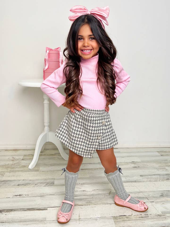 Grey OOTD-Ready Pink Turtleneck Top and Houndstooth Skort Set for wholesale on Faire