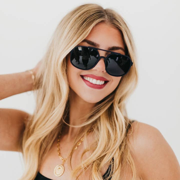 Pretty Simple - Wholesale Sunglasses - Women's - Amber Aviator Sunglasses