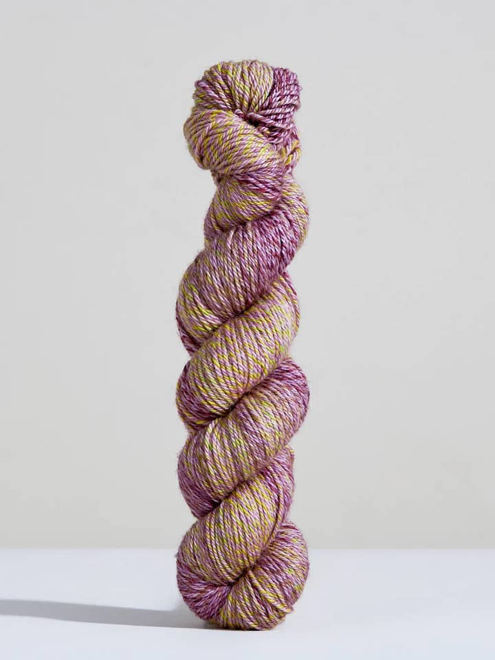 Spiral Grain Sport | Juneberry per la vendita all'ingrosso da parte di Urth Yarns