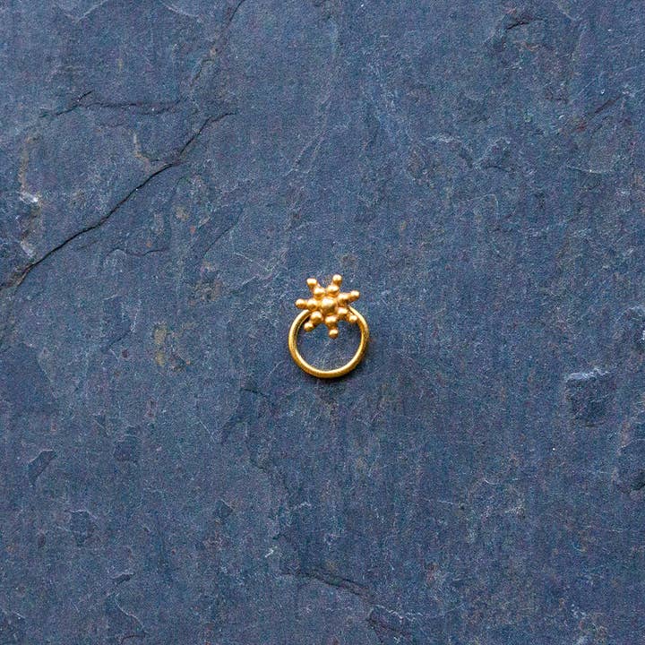 JAYA MOKSHA - Vendita all'ingrosso Piercing ad anello per naso - Piercing al naso placcato oro a forma di sole / Piercing al naso in oro / Gioielli tribali6