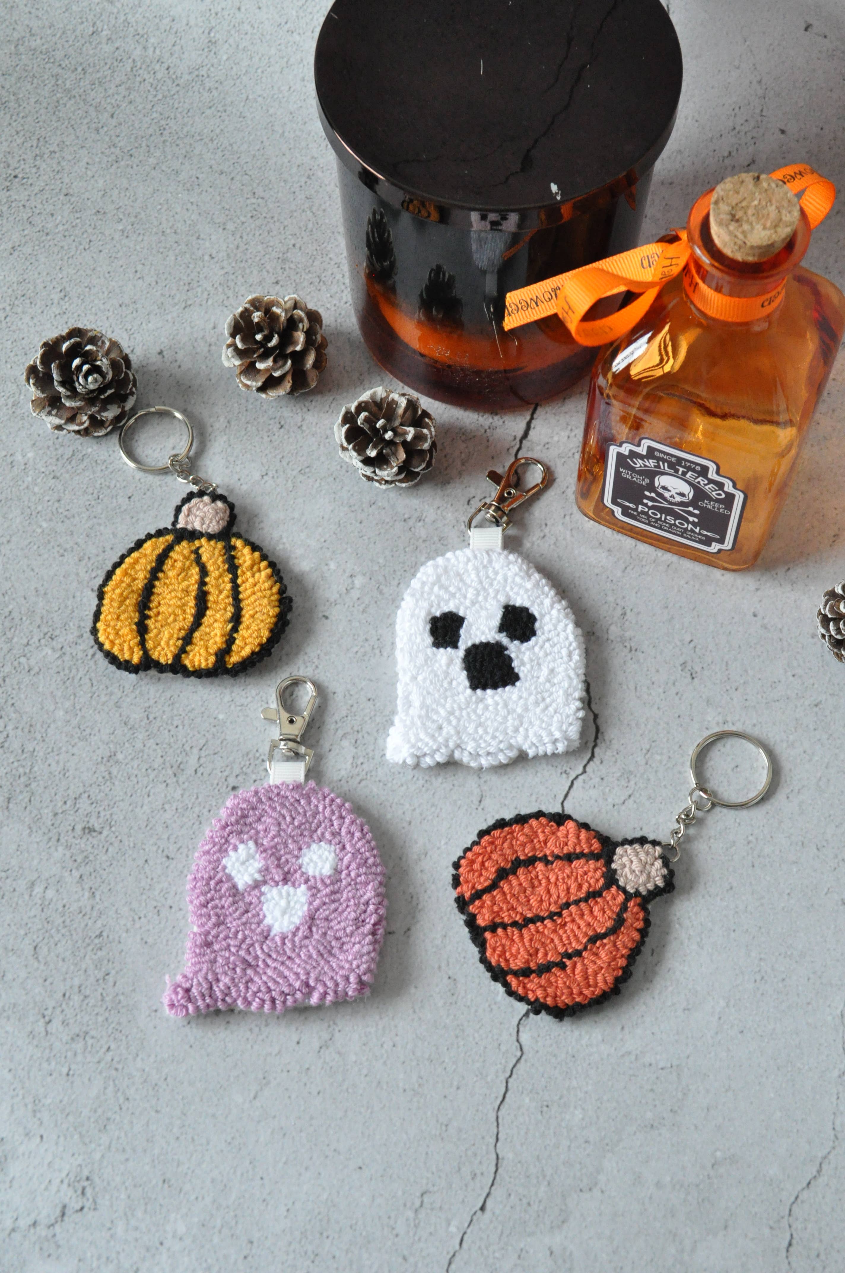 TheMellys – wholesale Keychain – Women's – Halloween  Punch Needle Keychain, Spooky Bag Charm6