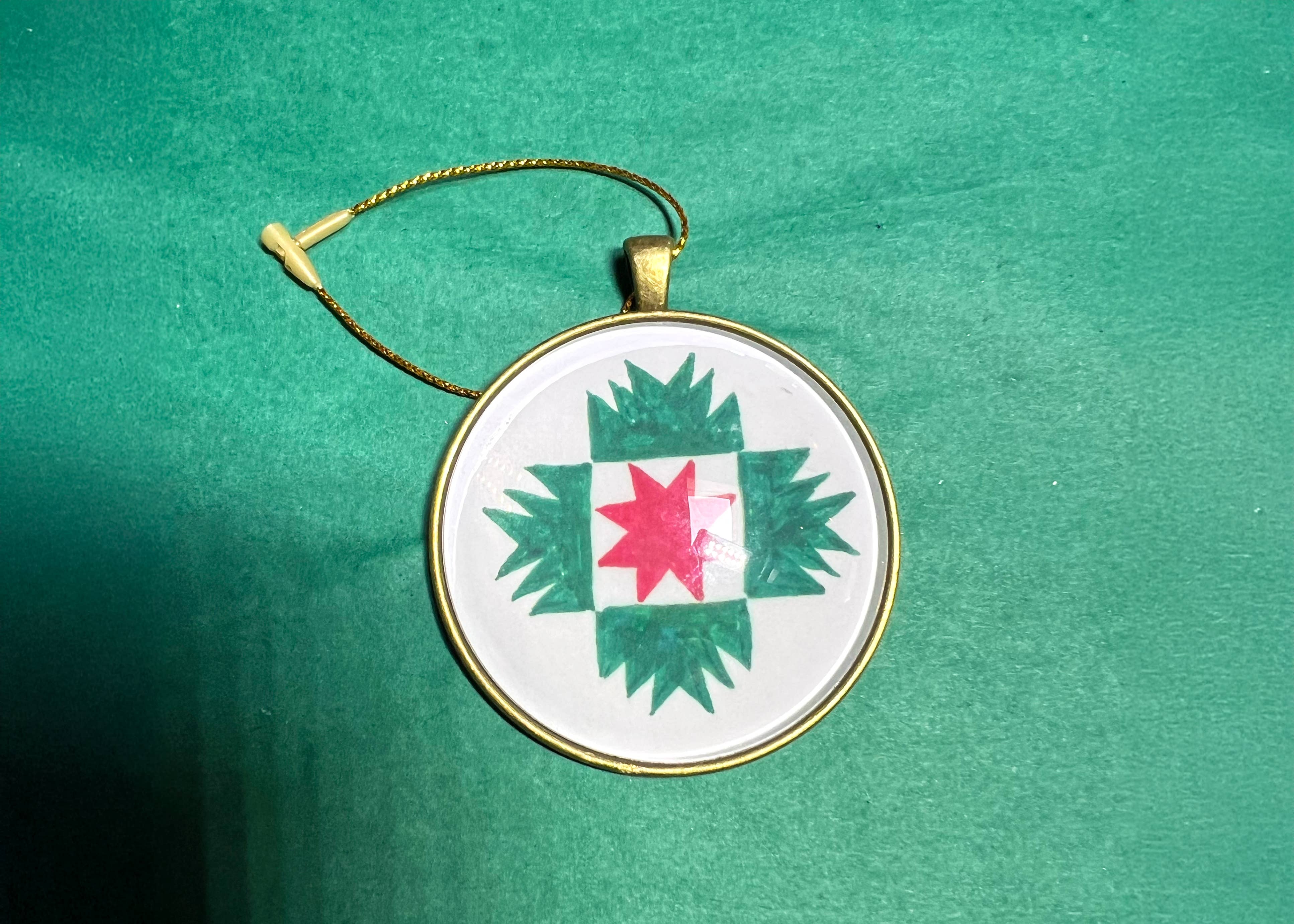 Quilt Design Jewelry - Wholesale Ornament - Quilt Design Christmas Ornament, Xmas Star Green/Red2