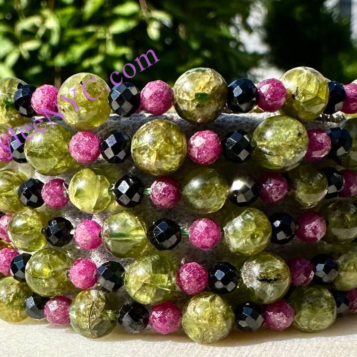 KayleeNYC - Wholesale Beaded Bracelet - Natural Crystal Leo Zodiac Stretch Bracelet