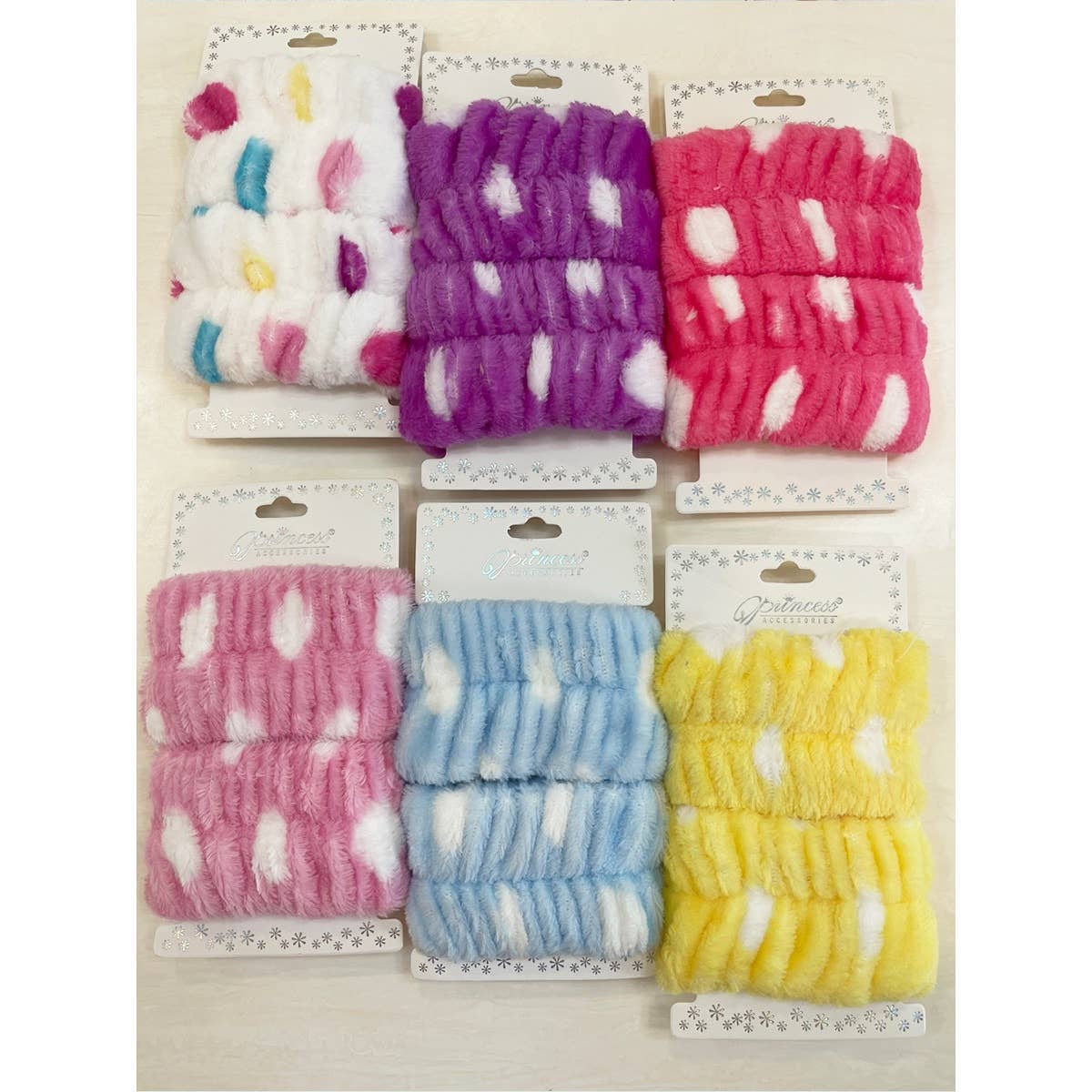 MIX COLOR 2-pc Polkadot Face Wash Wristband Set for wholesale on Faire2