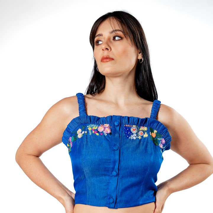 Haut Trésor Brodé à la Main Pomarosa pour la vente par ACHACHAY