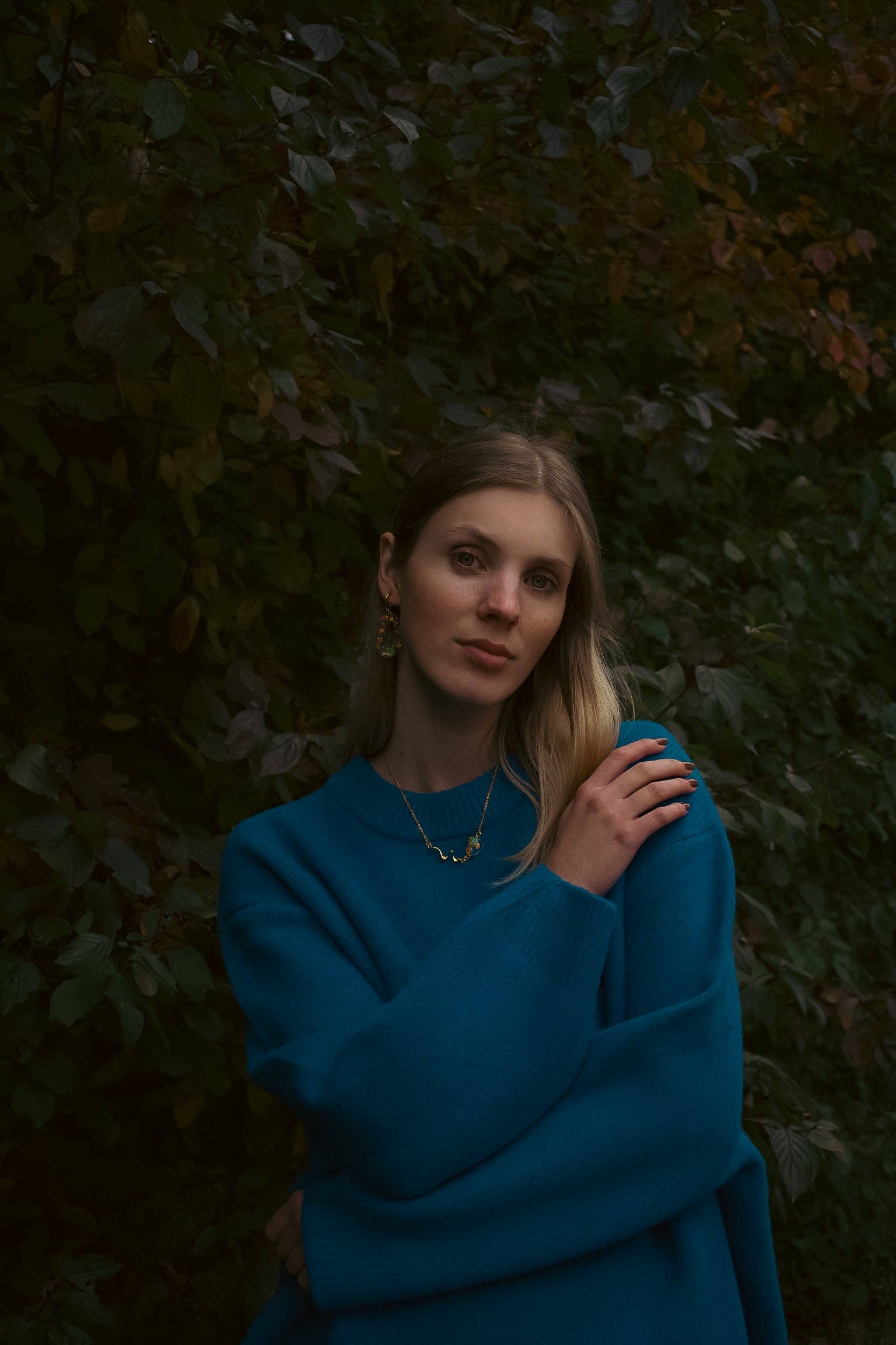 CH Design - Wholesale Halskettinghanger - Late Bloomers Vloeibare Kiezelsteen Ketting3