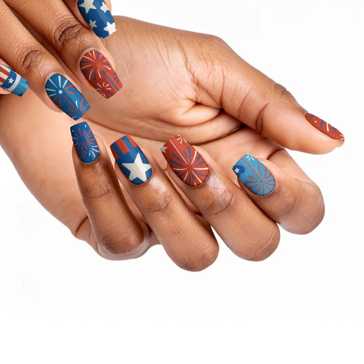 FYNE BODY - Wholesale Press-on/fake nails - Glitter Beam 4th of July Press-On Nails86