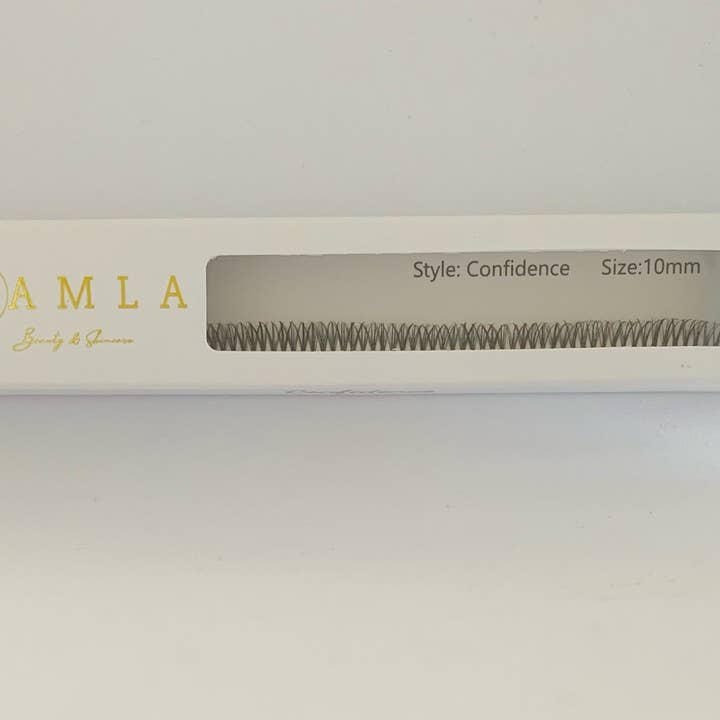 Confidence cils 10 mm pour la vente par Camla Beauty