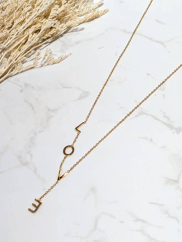 41363 Collana LOVE in acciaio inossidabile per la vendita all'ingrosso da parte di LOLO & YAYA